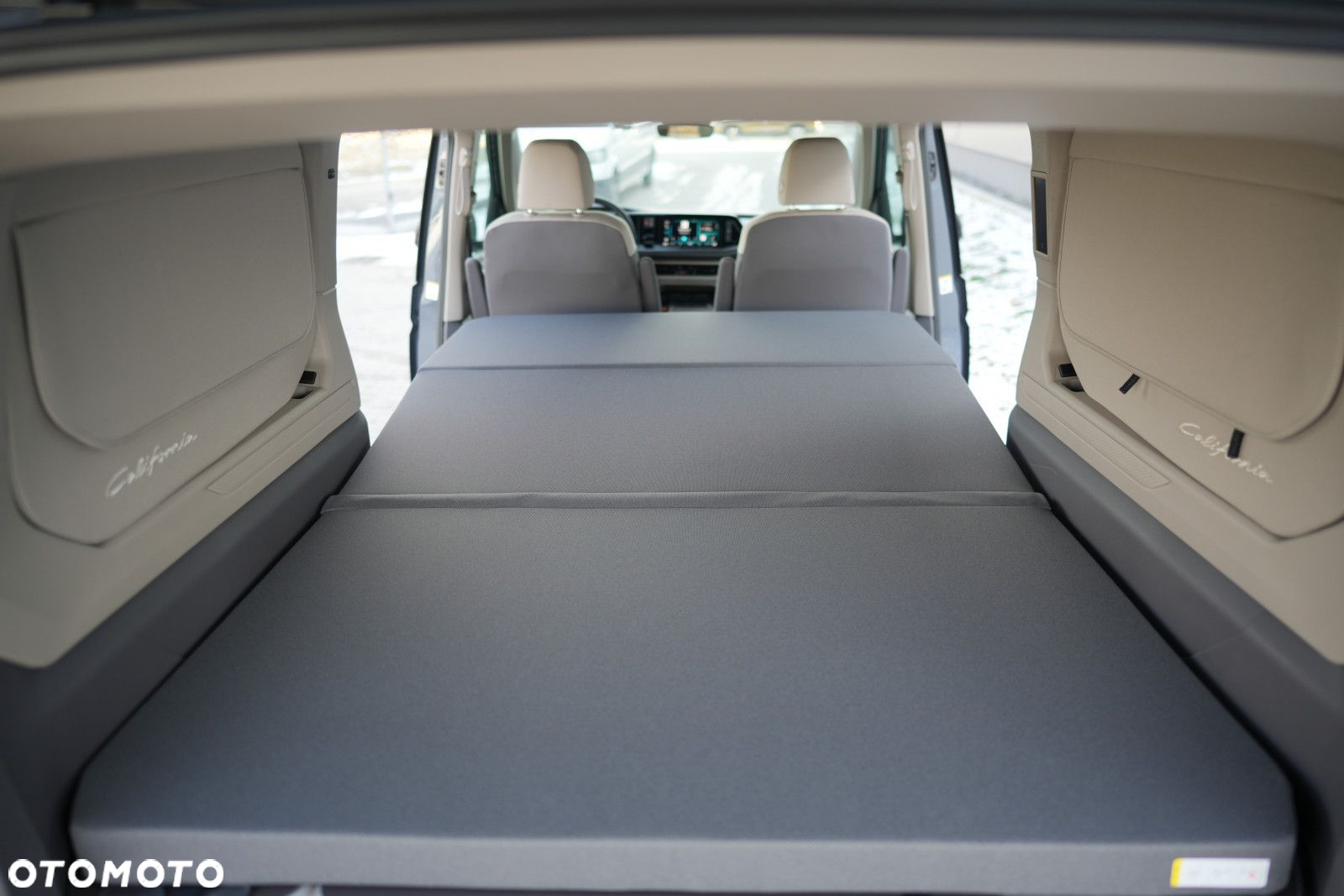 Volkswagen California - 23
