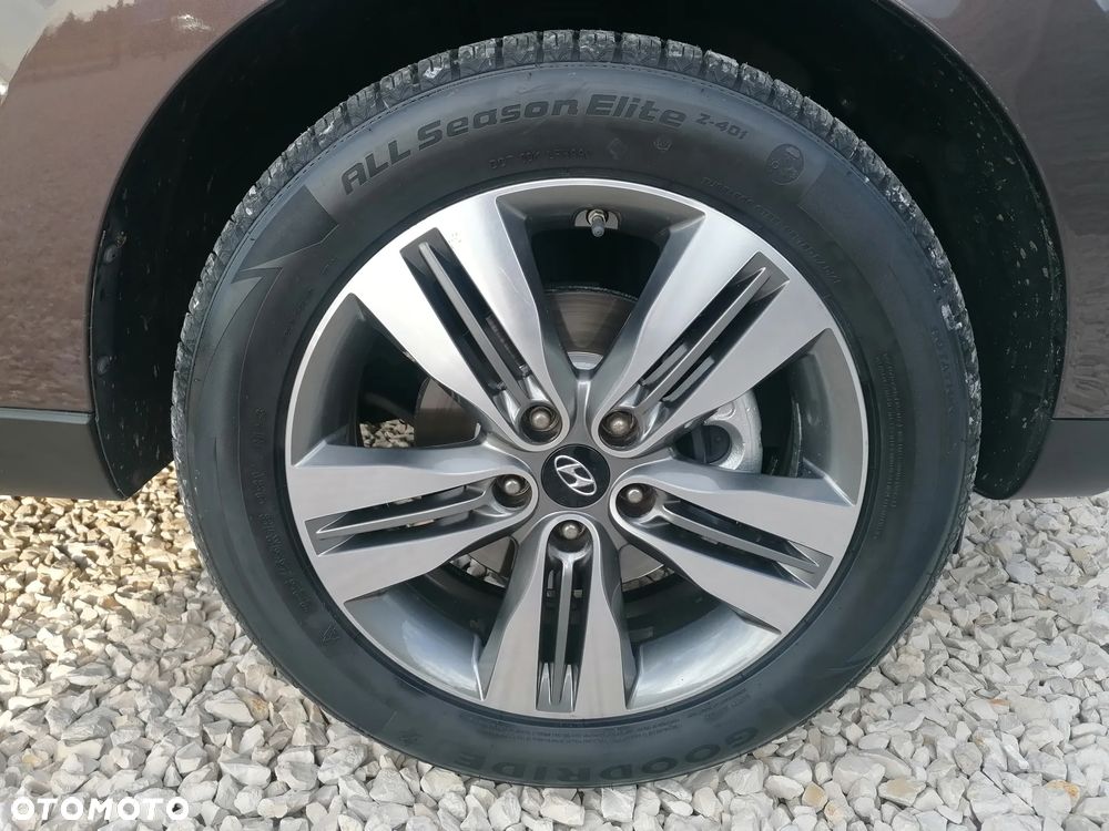 Hyundai ix35 1.6 2WD Fifa World Cup Edition - 31