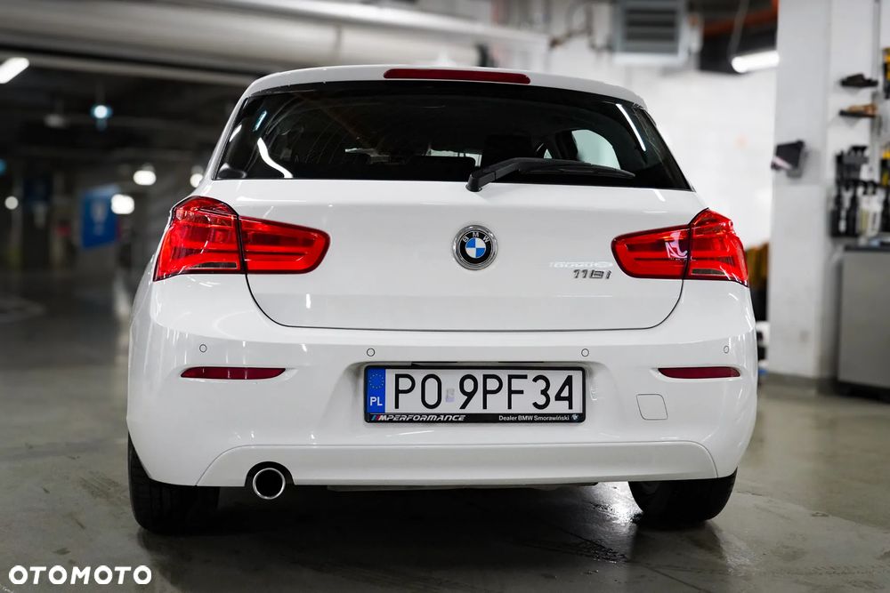 BMW Seria 1 118i - 5