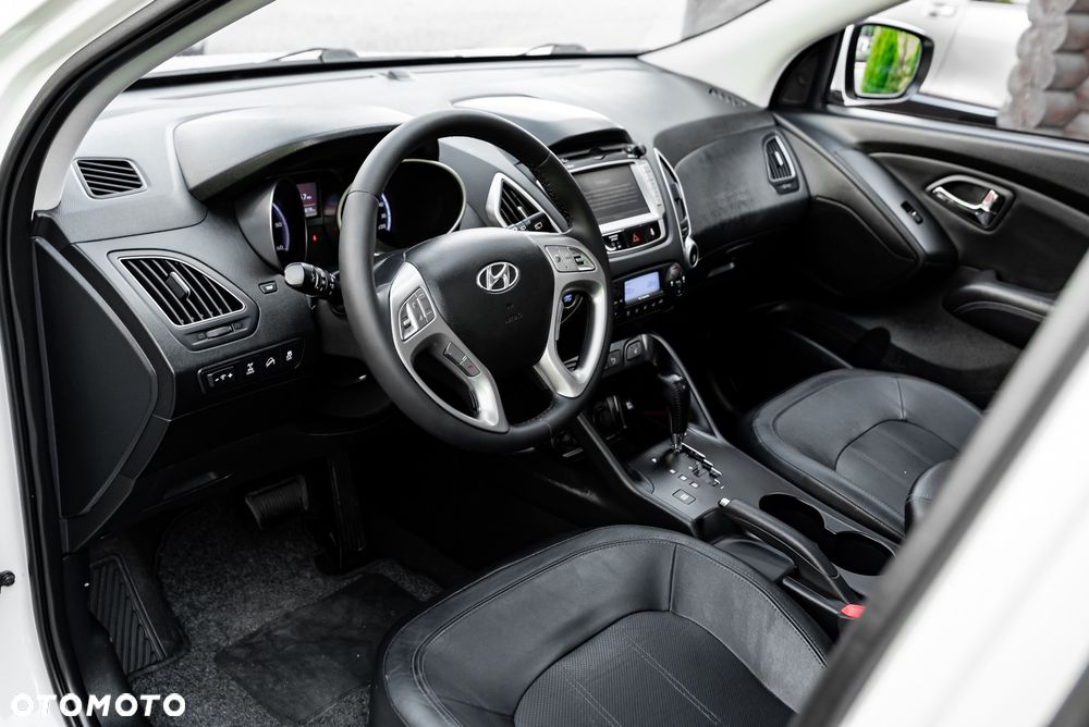 Hyundai ix35 2.0 CRDi 4WD Automatik Premium - 16