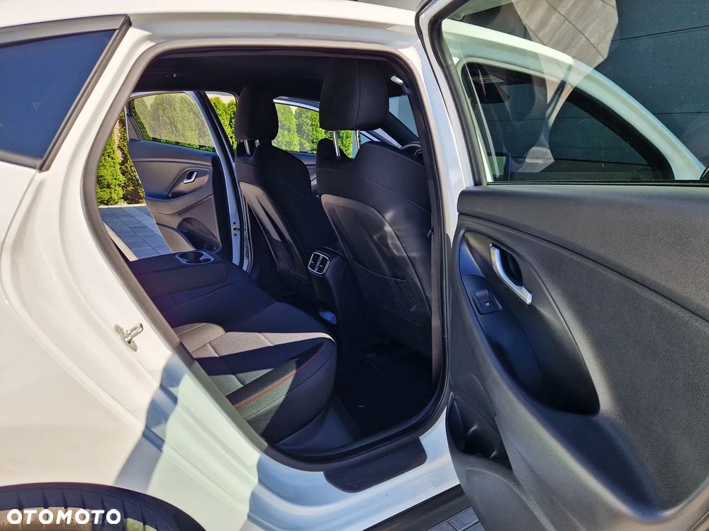 Hyundai i30 1.5 T-GDI 48V-Hybrid DCT N Line - 18