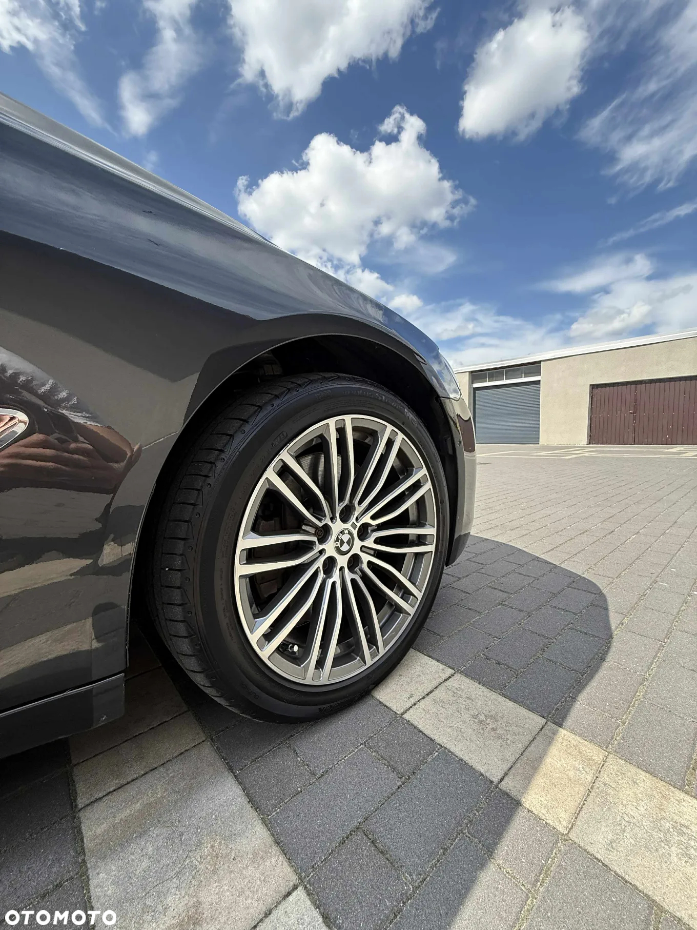 BMW Seria 7 750i xDrive - 12