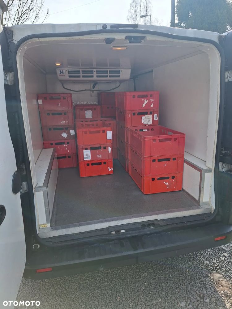 Renault Trafic - 13