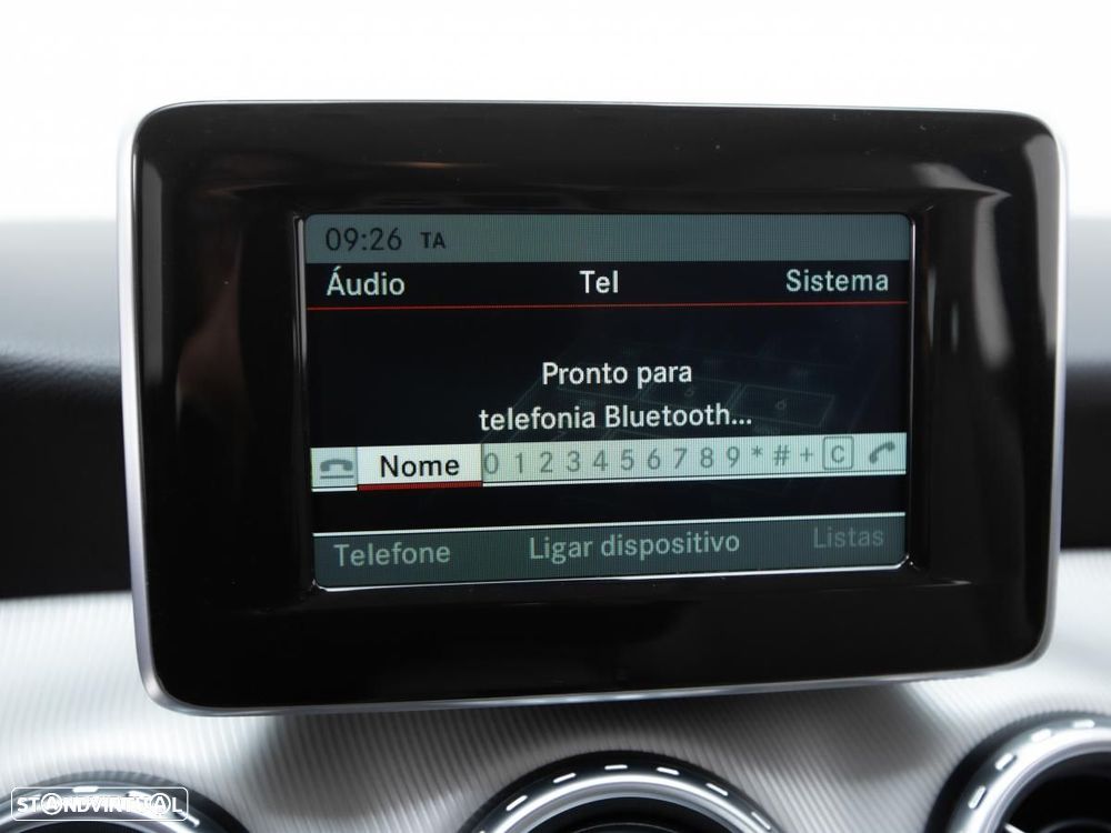 Mercedes-Benz GLA 180 - 20