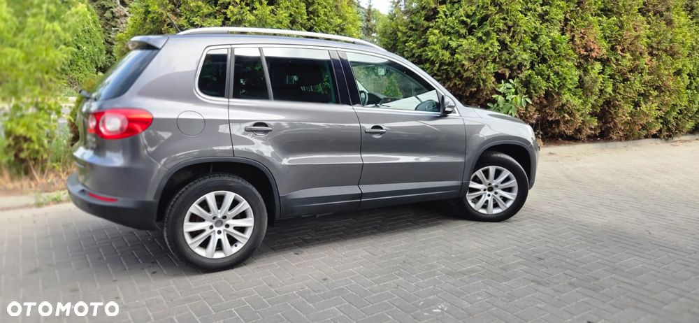 Volkswagen Tiguan 2.0 TDI DPF BlueMotion Technology Exclusive - 15