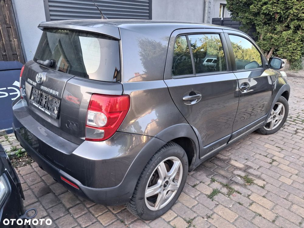 Volkswagen Touran - 3