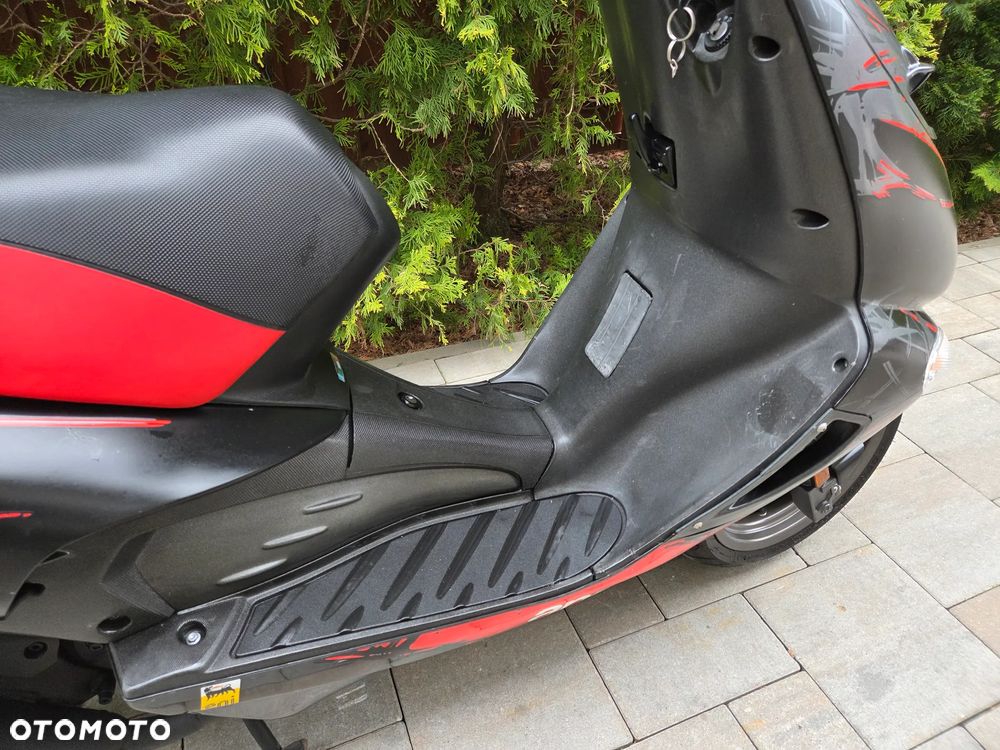 Aprilia SR - 14