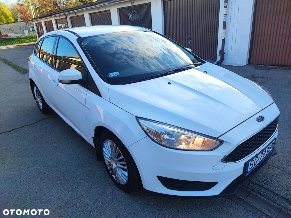 Ford Focus 1.6 Trend - 14