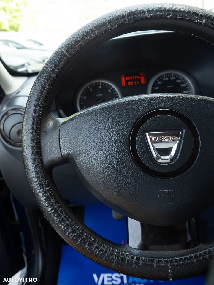Dacia Duster 1.6 4x2 - 22