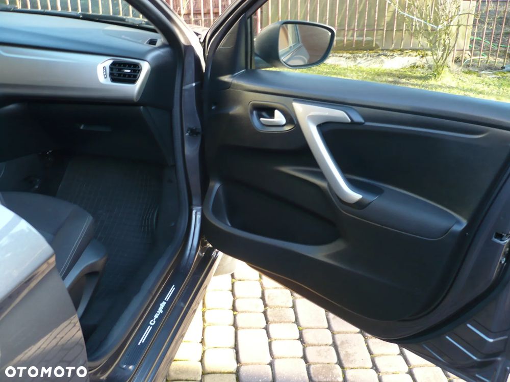 Citroën C-Elysée 1.2 PureTech Exclusive - 10