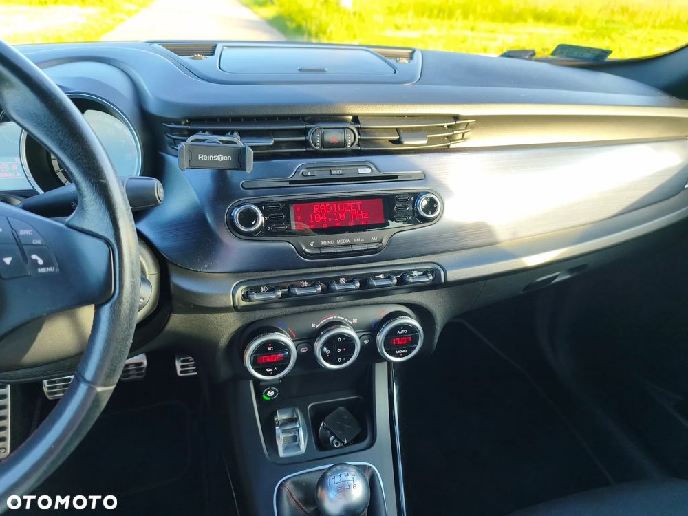 Alfa Romeo Giulietta 1.4 TB MultiAir Distinctive - 14
