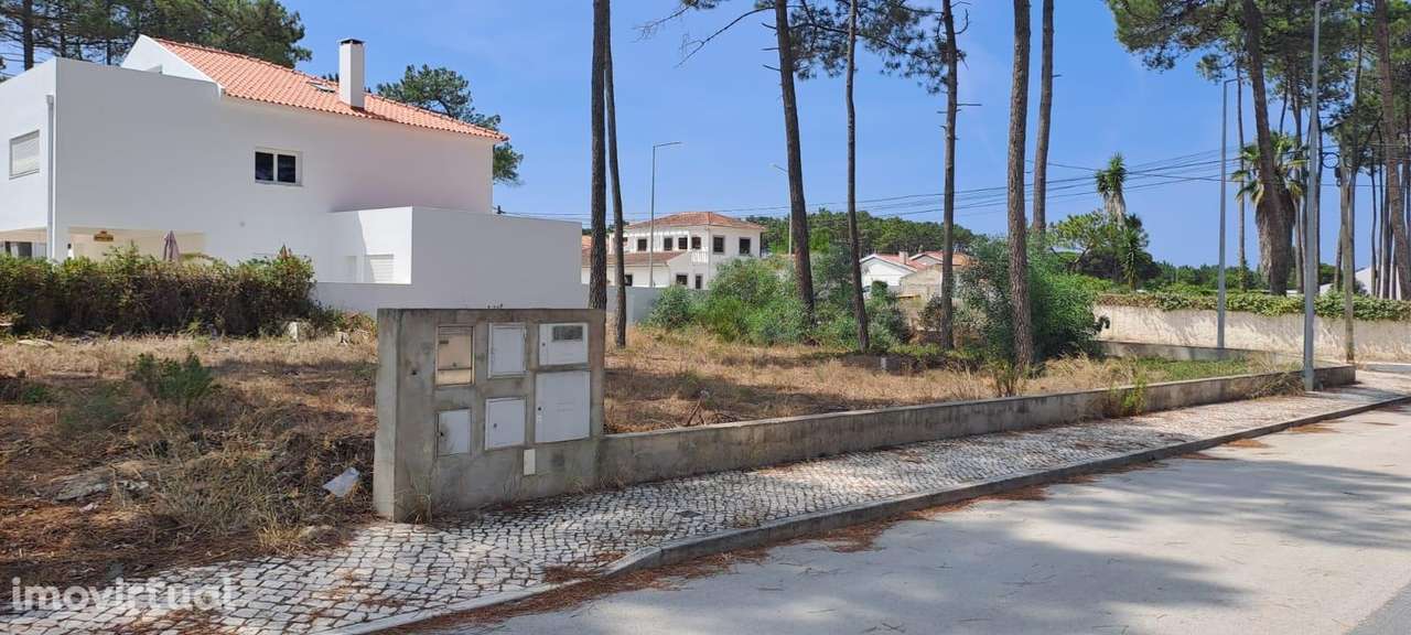 Terreno com 600m2, Lagoa de Albufeira, Sesimbra - Grande imagem: 3/7