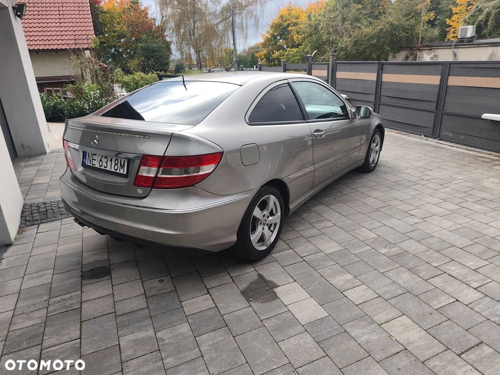 Mercedes-Benz Clc 2009 photo 3