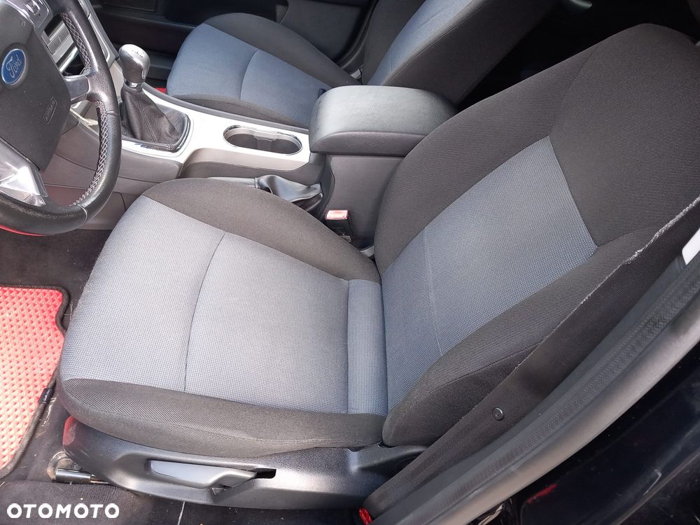 Ford Mondeo 1.8 TDCi Gold X - 15