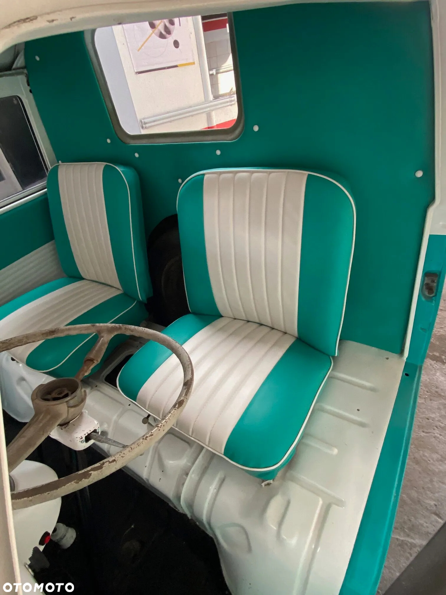 Volkswagen Transporter - 9