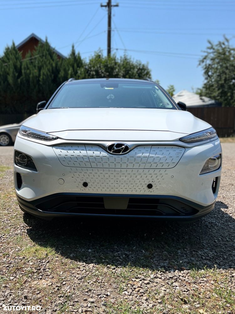 Hyundai KONA 204CP Luxury+ - 2