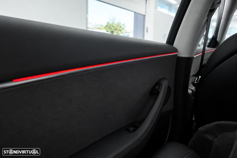 Tesla Model 3 Long Range Tração Traseira Premium - 38