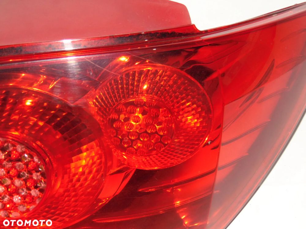 ORYGINAŁ lampa tylna tył prawa Peugeot 307 FL lift HB hatchback 05-07r - 3
