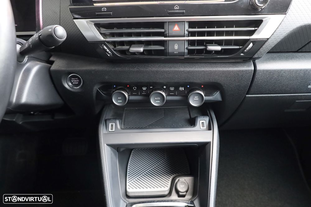 Citroën C4 X 1.2 PureTech Shine EAT8 - 23