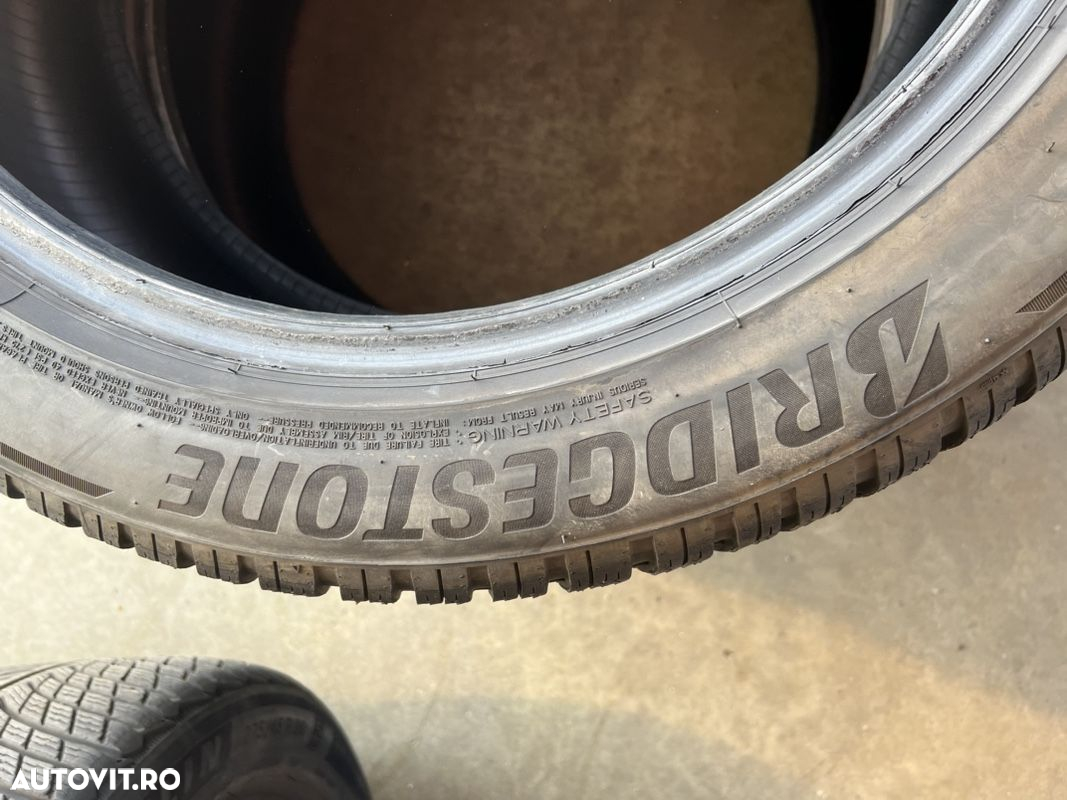 vând 2 anvelope 275/45/20 bridgestone de iarnă la 6,5mm - 5