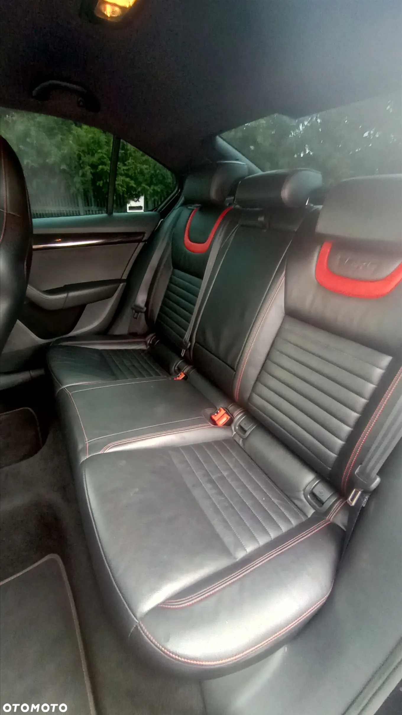 Skoda Octavia 2.0 TDI 4x4 DSG RS - 17