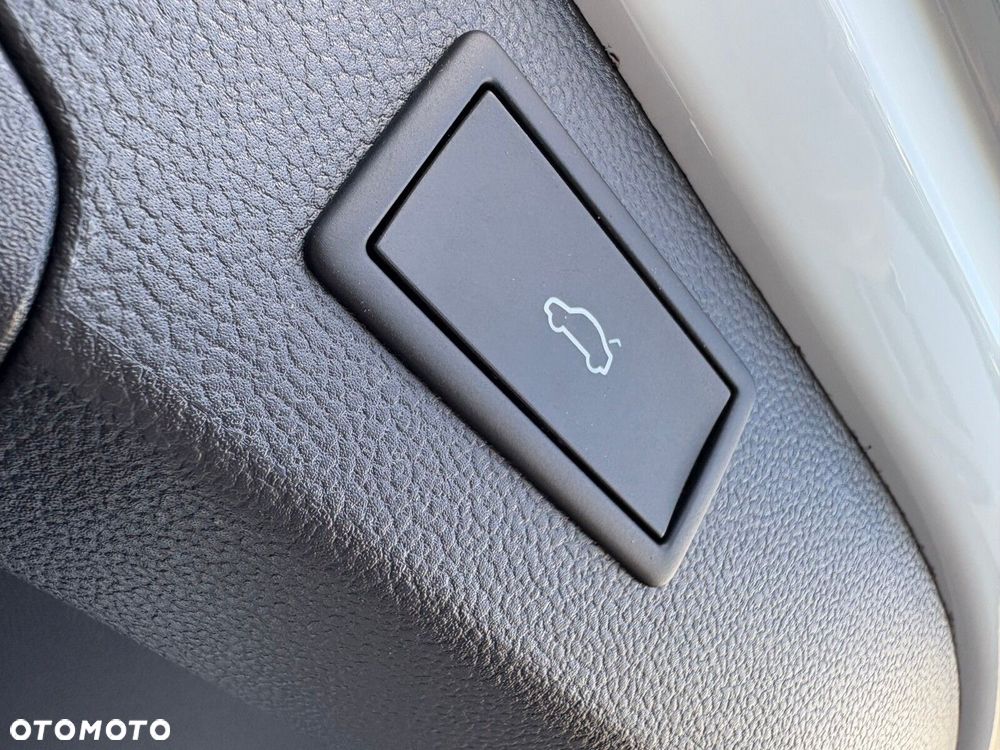 Volkswagen Passat Variant - 21