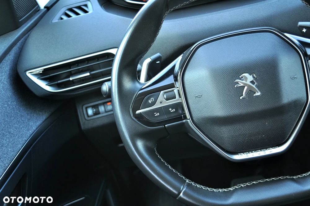 Peugeot 3008 BlueHDi 130 Stop & Start EAT8 Allure - 26