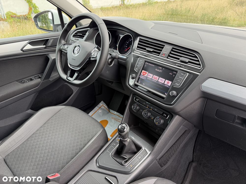 Volkswagen Tiguan - 27