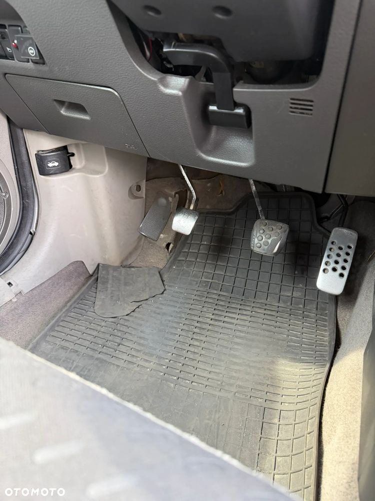 Nissan X-Trail 2.0 Sport + - 9