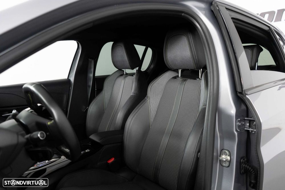 Peugeot e-208 50 kWh GT - 9