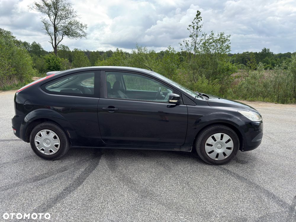 Ford Focus 1.6 TDCi DPF Ambiente - 11