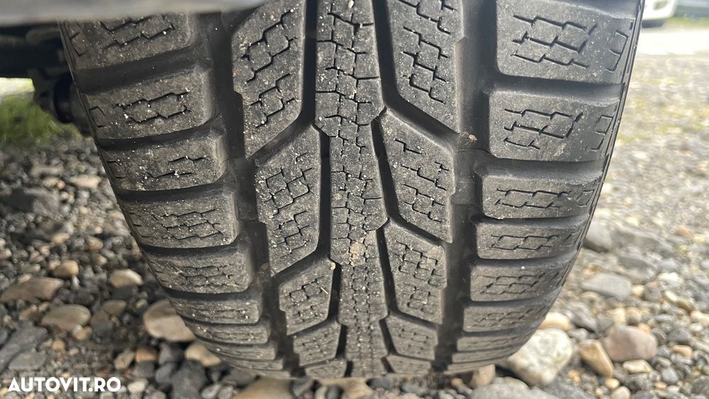 Opel Corsa 1.4 16V Active - 9