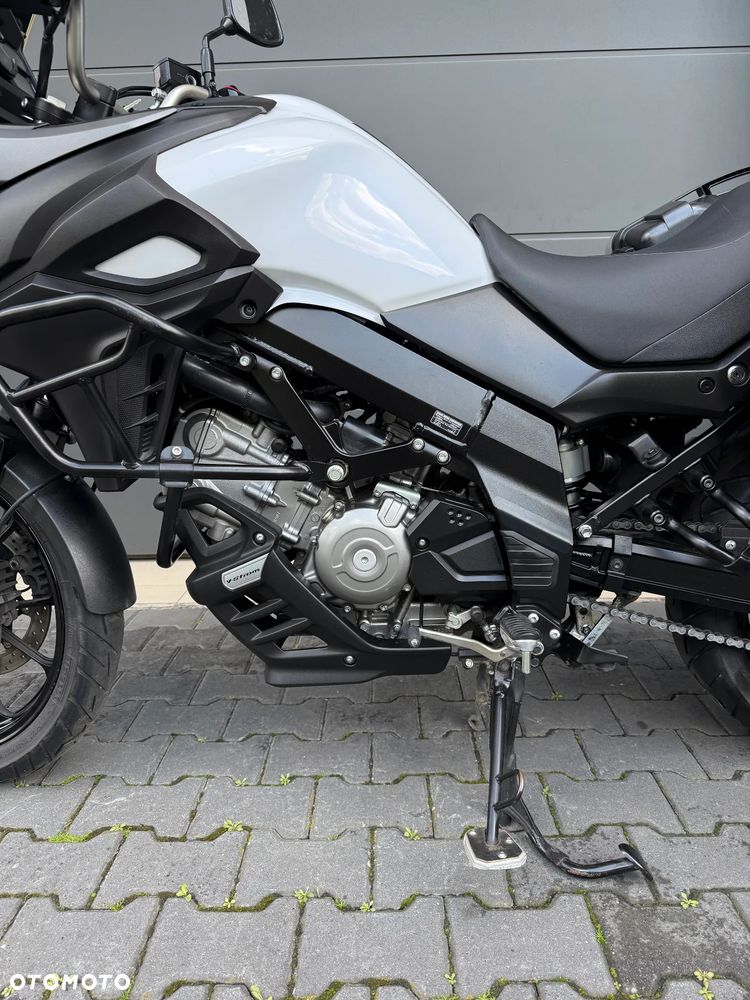 Suzuki V-STROM - 4