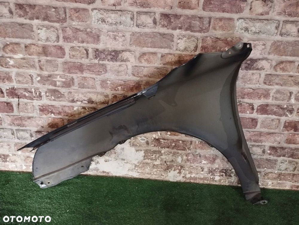 BŁOTNIK PRZÓD PRAWY TOYOTA AVENSIS T25 LIFT 06/09 ROK KOD 209 - 9