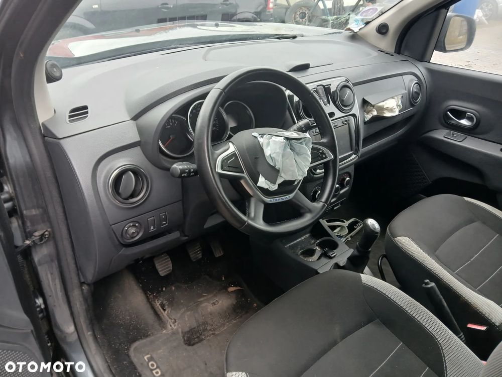 Dacia Lodgy TCe 115 Laureate - 9