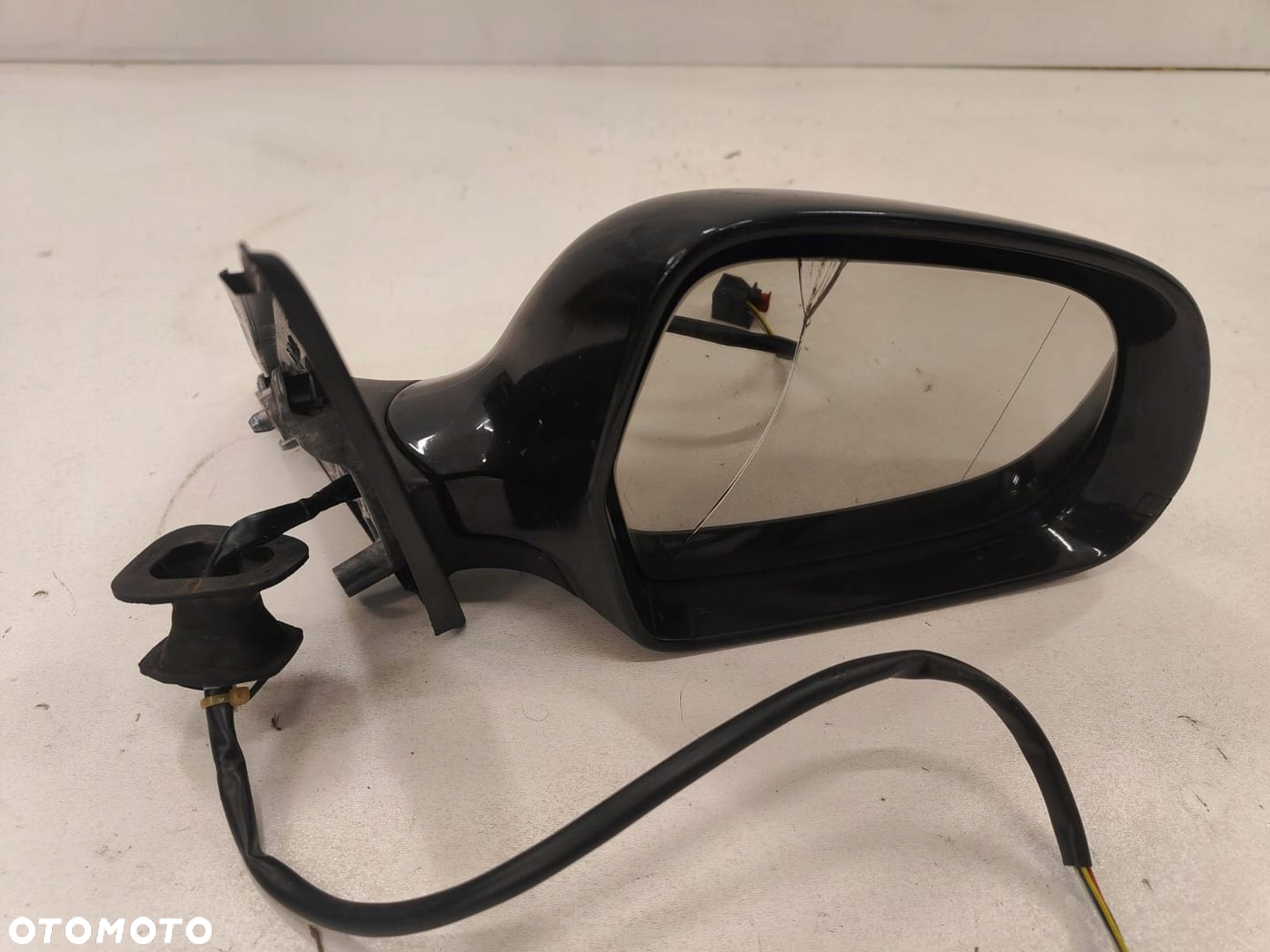 Audi a4 b8 08-14 LUSTERKO PRAWE 6 pin PĘKNIĘTE SZKŁO - 4