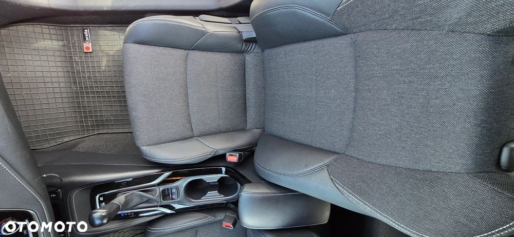 Toyota Corolla 2.0 Hybrid Comfort - 14