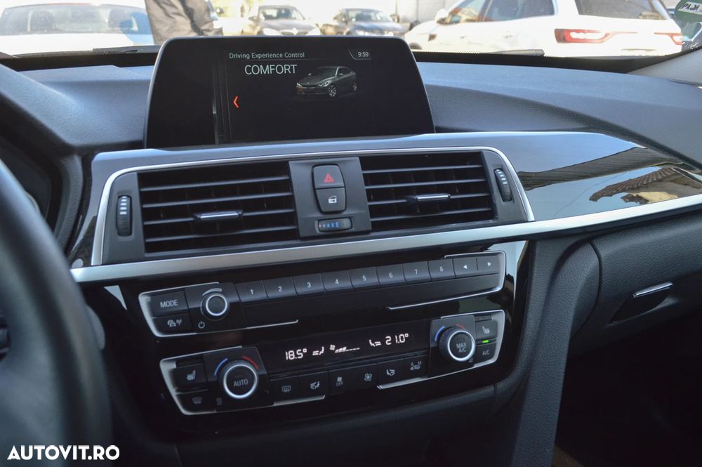 BMW Seria 3 320d xDrive Aut. Luxury Line - 23