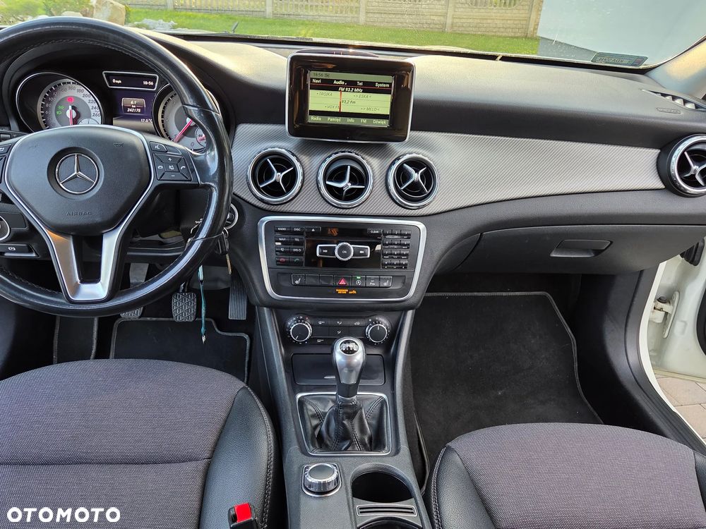 Mercedes-Benz GLA 180 CDI Edition 1 - 8