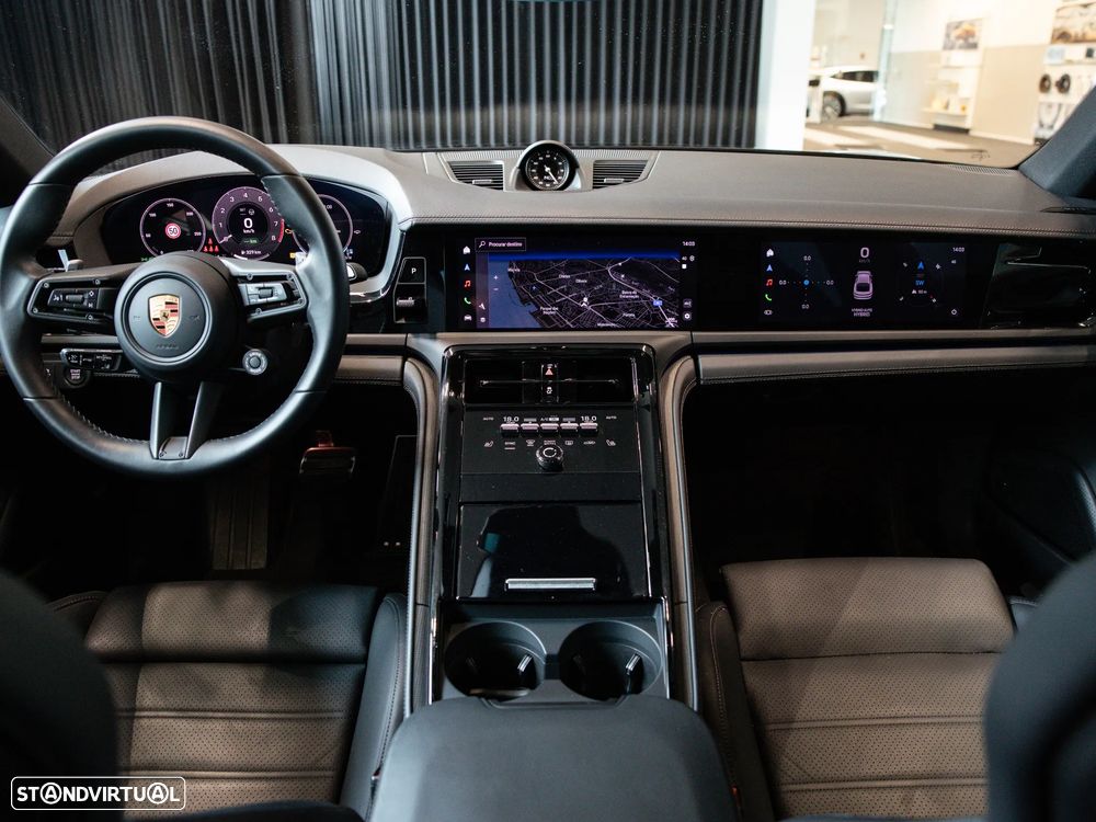 Porsche Panamera 4S E-Hybrid - 25