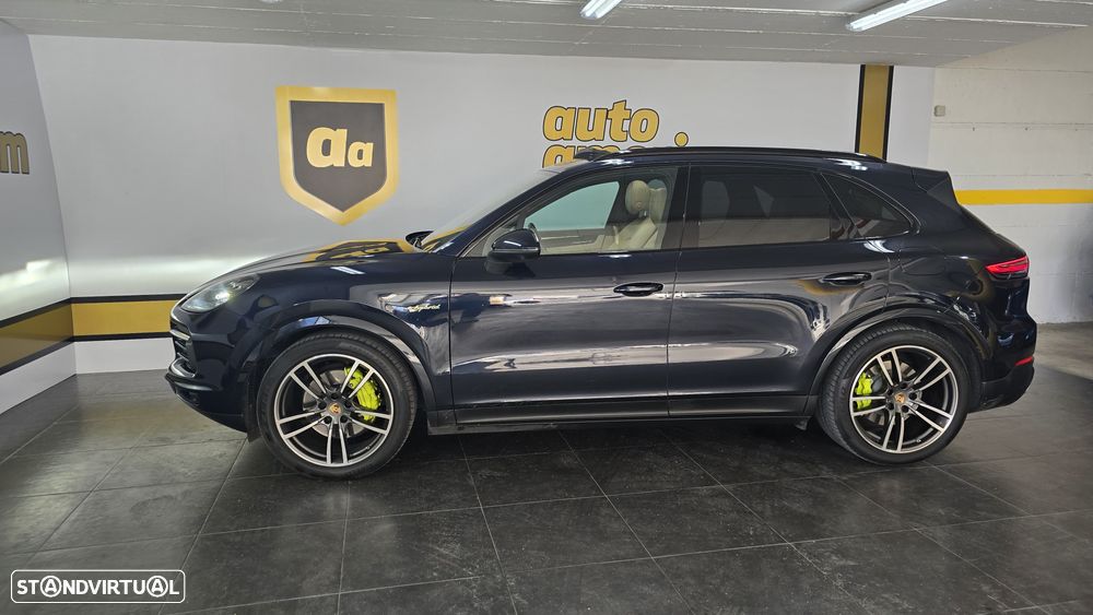 Porsche Cayenne - 15