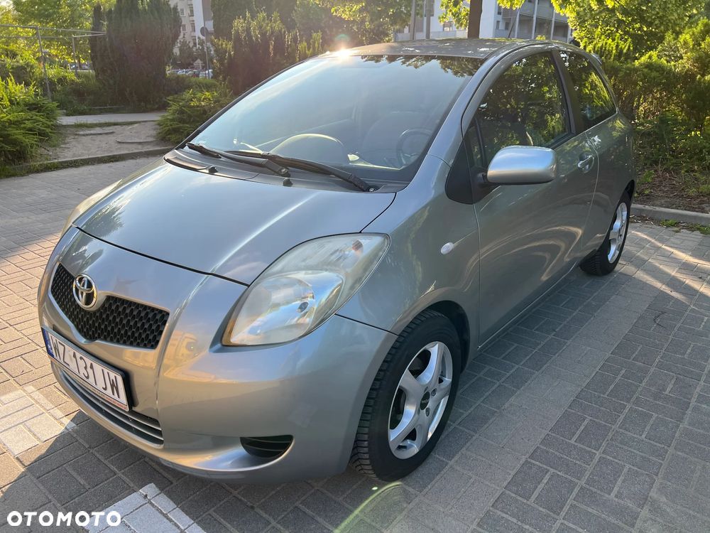 Toyota Yaris 1.3 Sol - 7