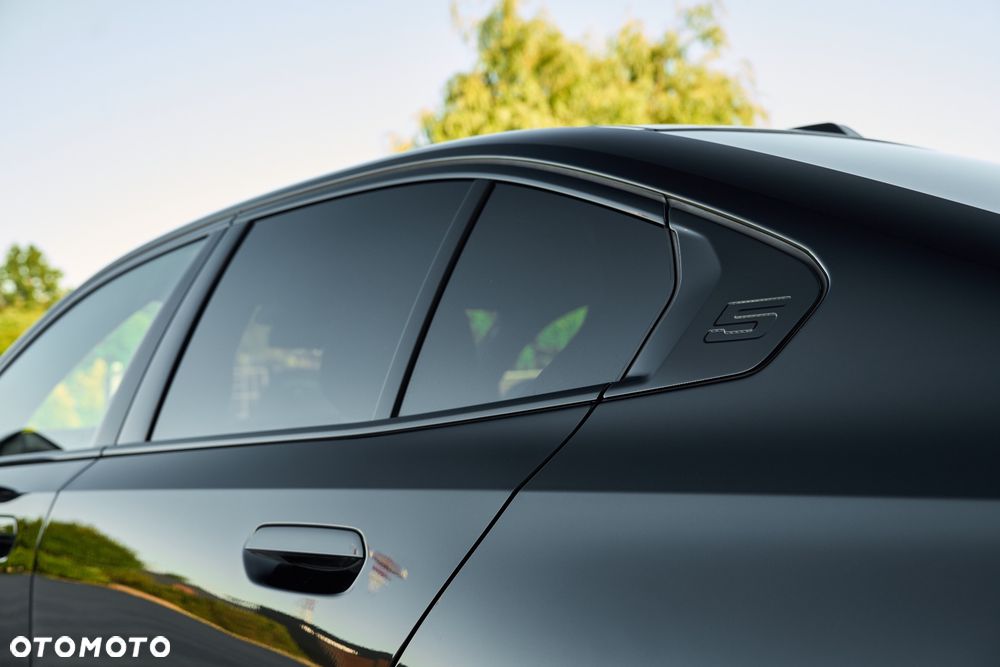 BMW Seria 5 520i mHEV M Sport sport - 14