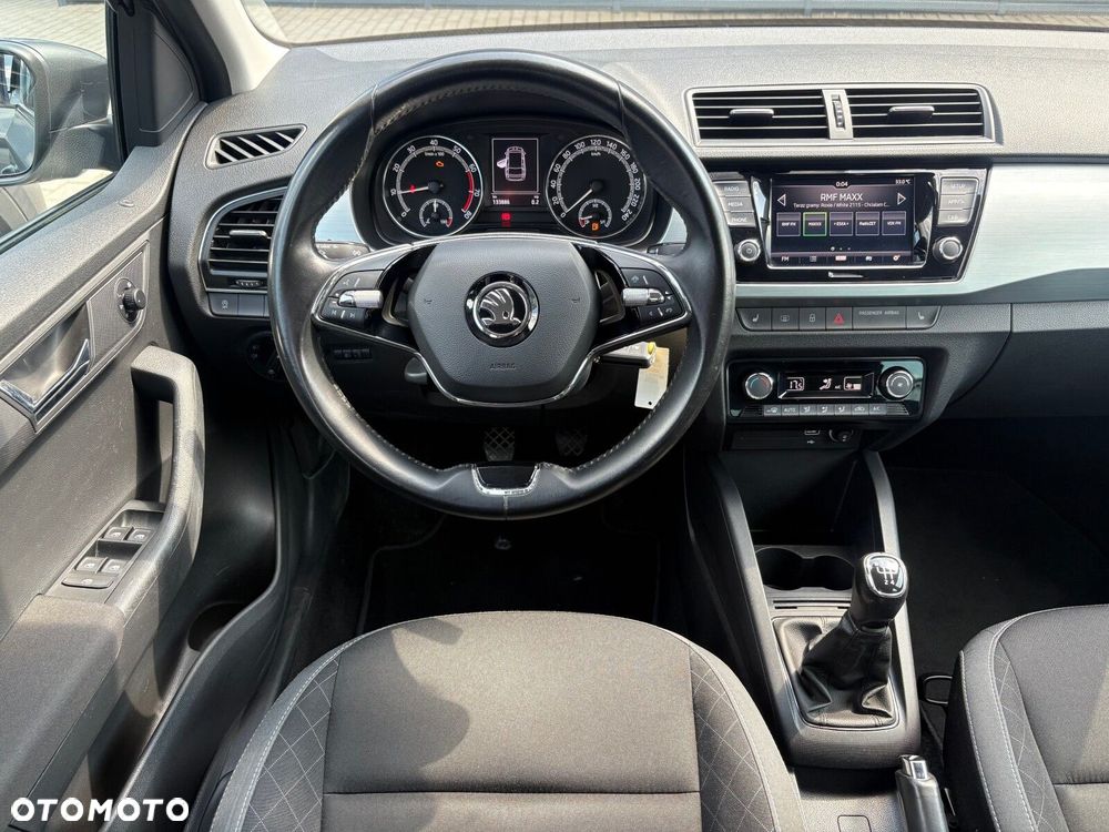 Skoda Fabia - 11