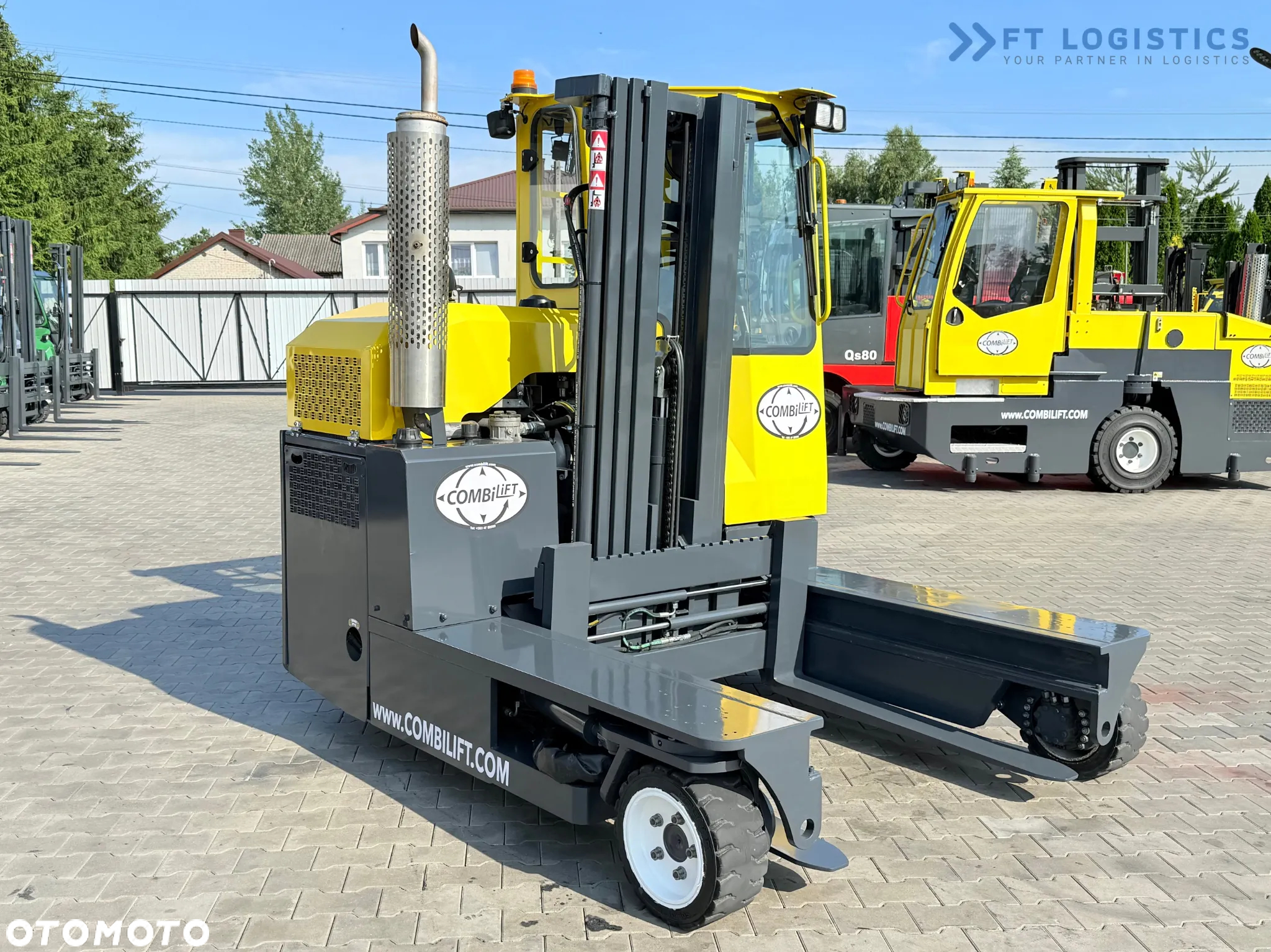 Combilift C3000 / GAS / TRIPLEX - 4900MM / JEDYNE 1537 MTH / POZYCJONER WIDEŁ / KABINA / JAK NOWY - 7