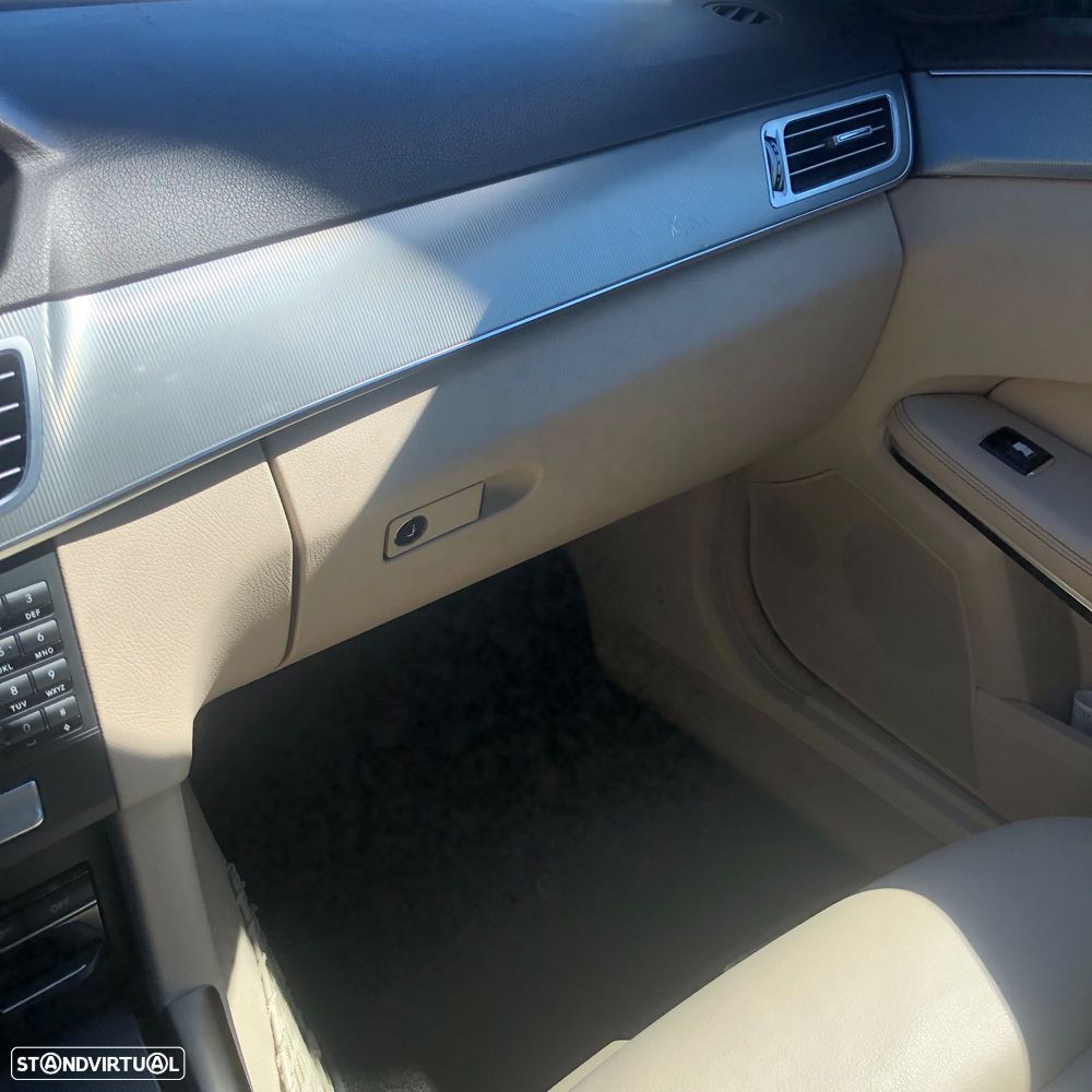 Mercedes-Benz E 300 Bluetec Hybrid Elegance - 9