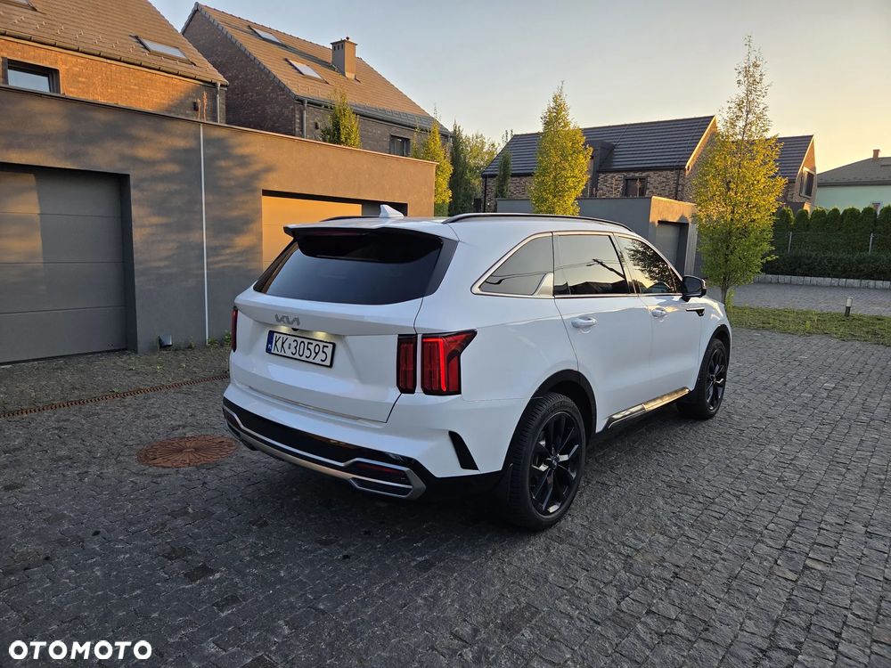 Kia Sorento - 4