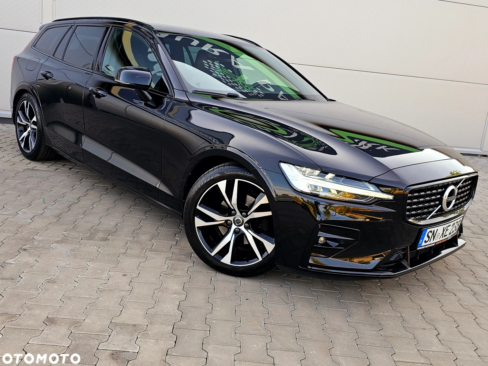 Volvo V60 B4 D Geartronic RDesign - 12