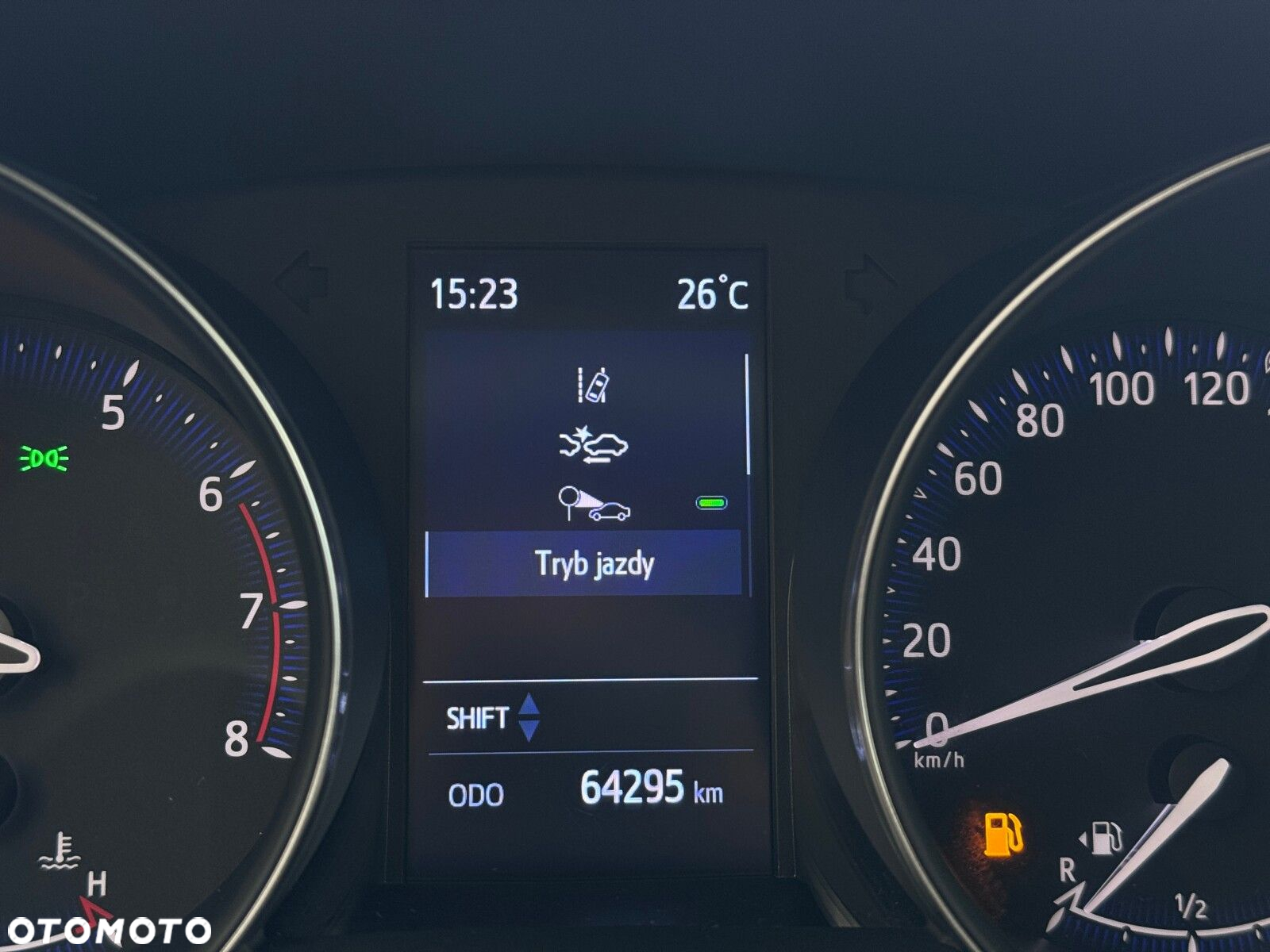 Toyota C-HR 1.2 T Comfort - 24