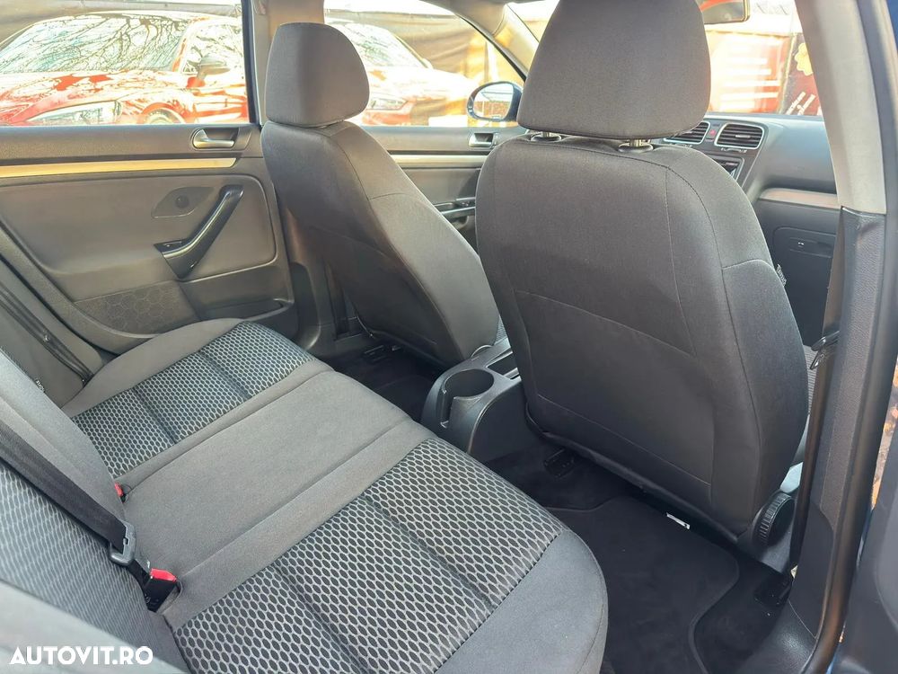 Volkswagen Golf Variant 1.6 TDI DPF Trendline - 9